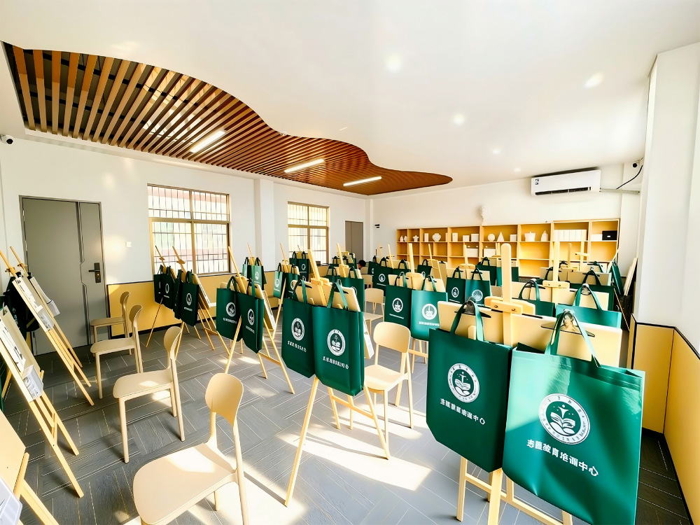 运城全封闭叛逆小孩改变学校选择指南:家长如何精准判断专业机构
